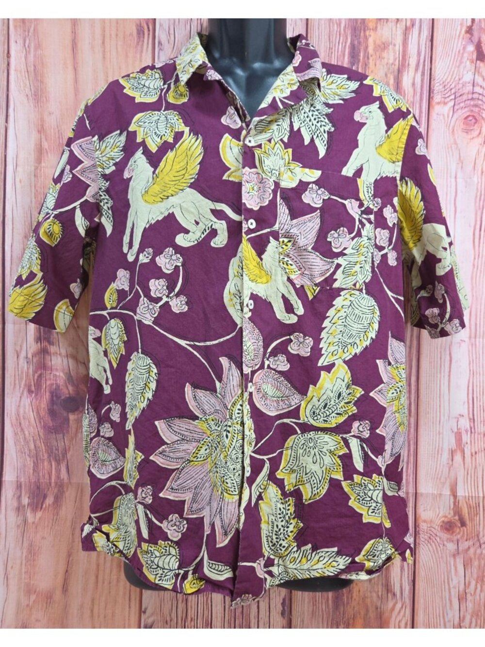 Zara Relaxed Fit Short-Sleeve Button-Up Shirt Large Floral & Mythical Creature